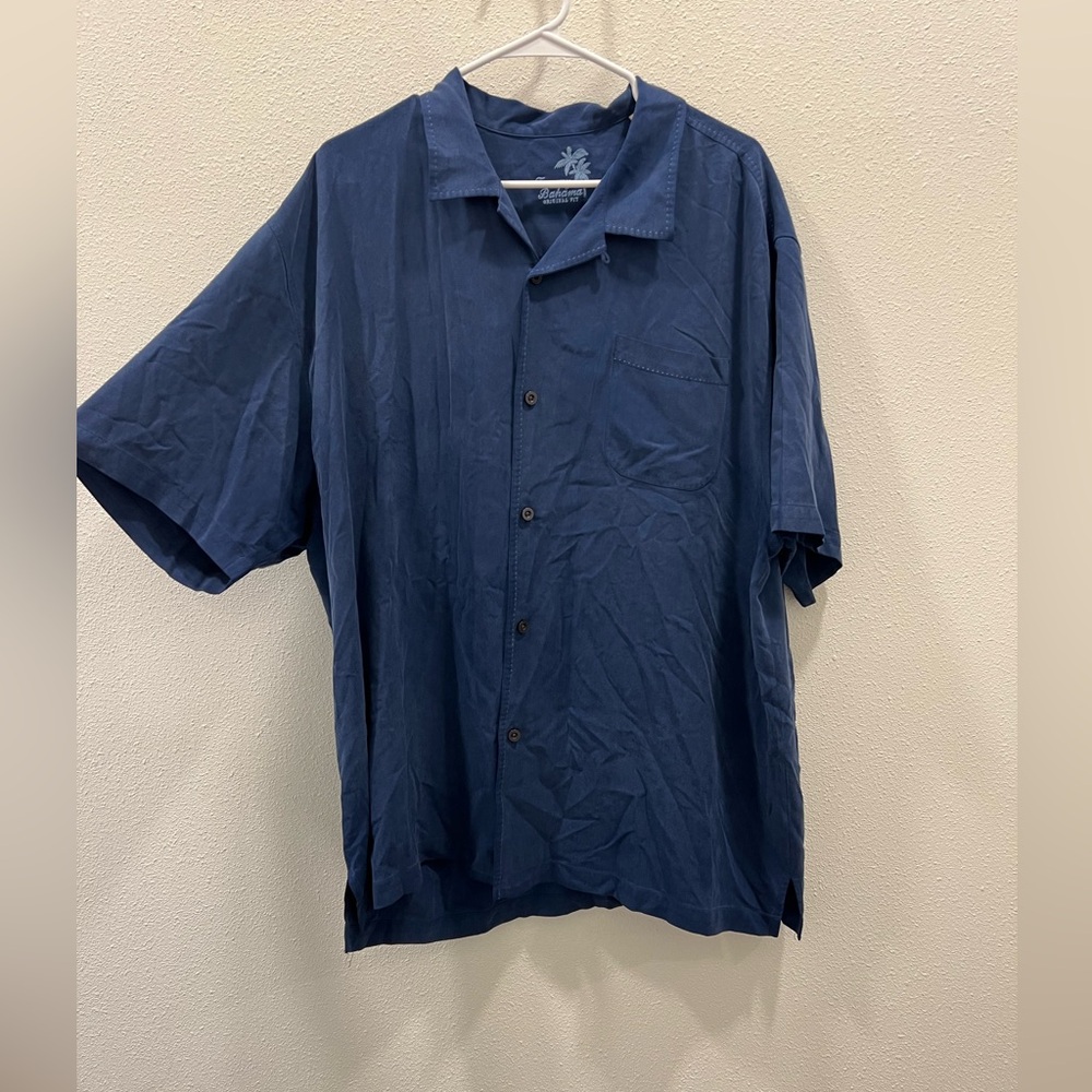 Tommy Bahama 100% silk blue button down shirt size XXL